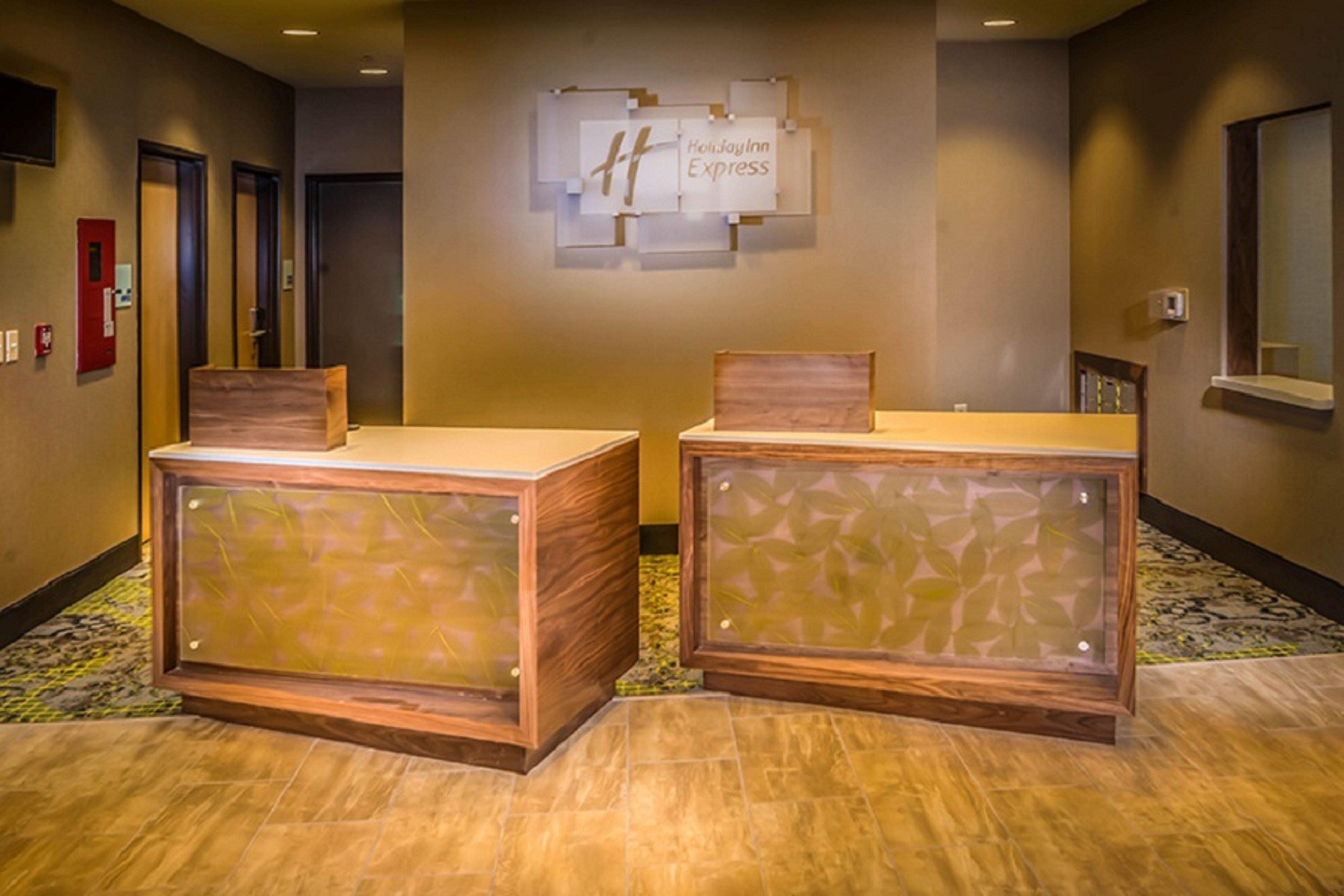 Holiday Inn Express & Suites Salt Lake City South-Murray By Ihg Екстериор снимка
